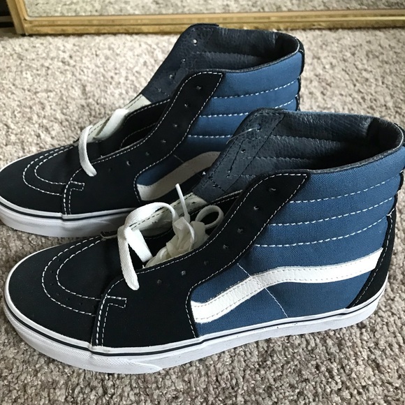 navy and black vans